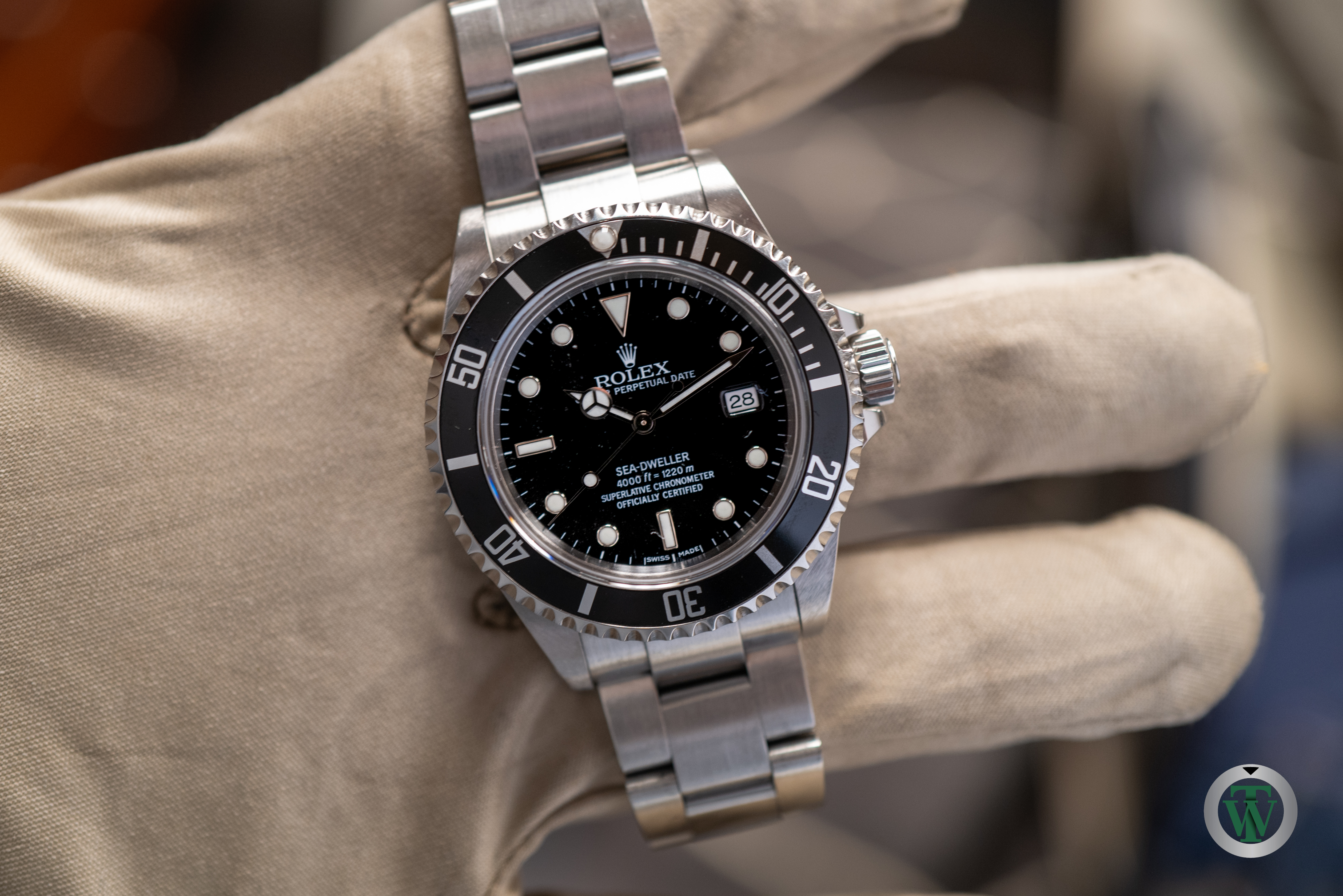 Rolex Sea-Dweller 16600 Z Serial 2006 - Product Details