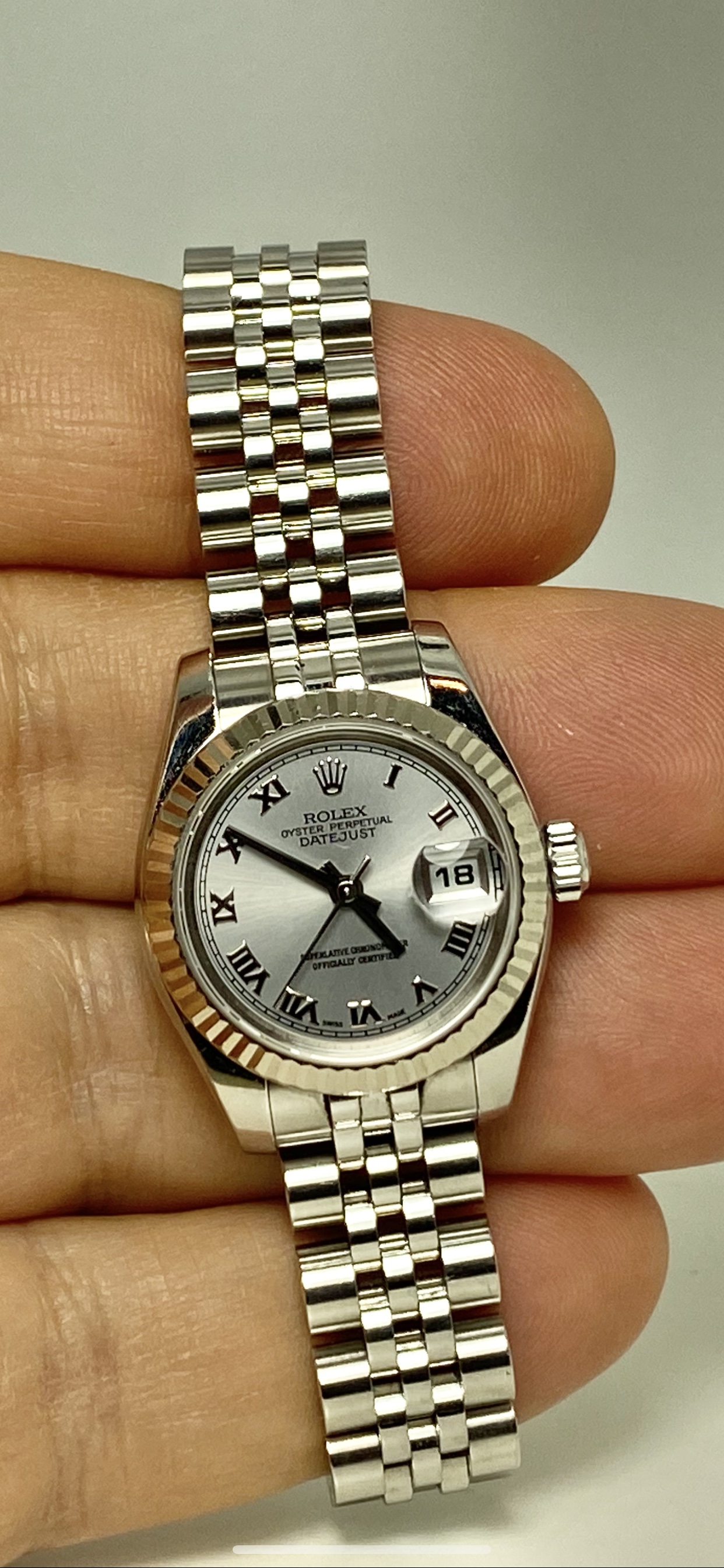 A look at TopNotch Watch's Datejust 36 watch.