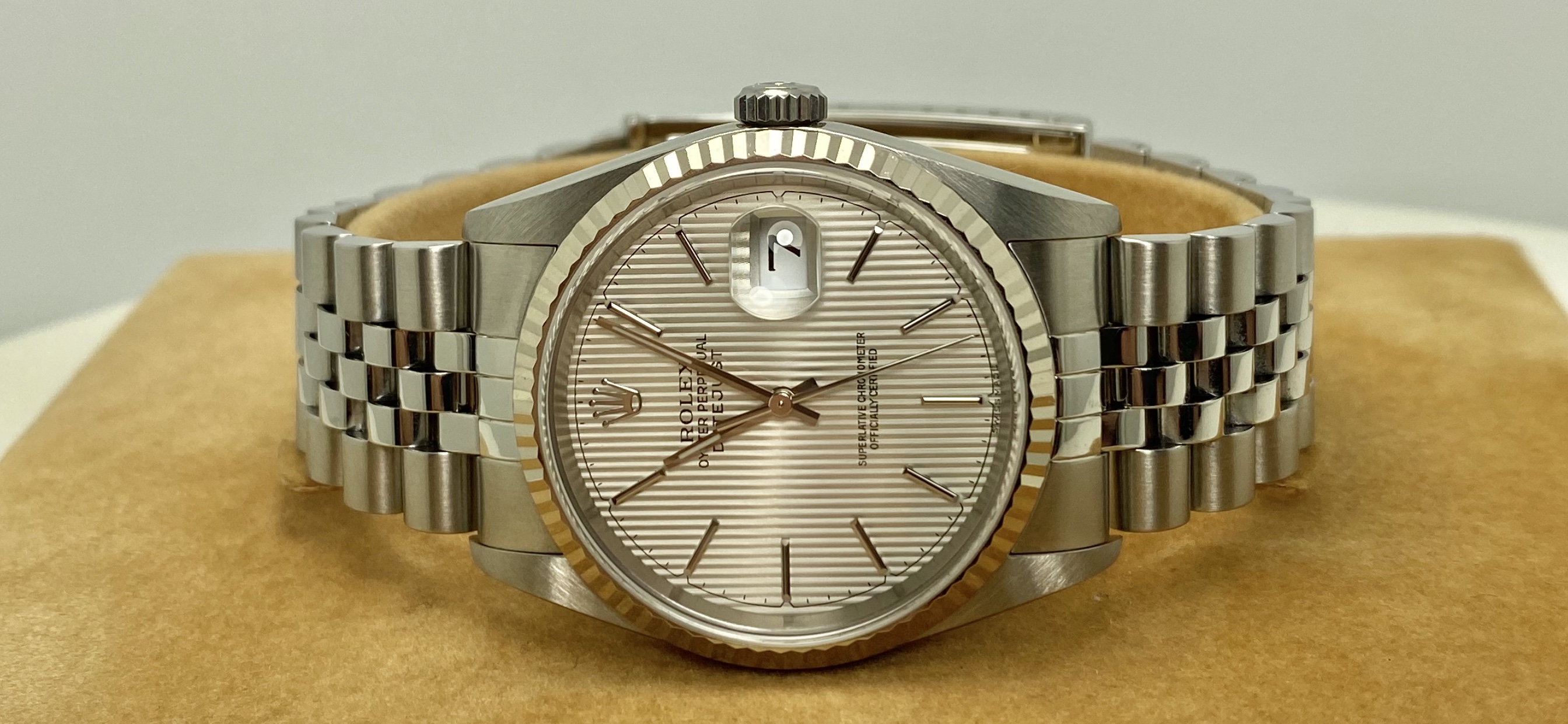 tapestry dial