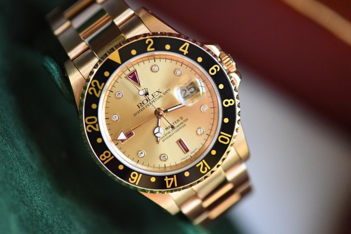 Rolex Gmt 16718 Ruby Serti ( Ultra Rare ) - Product Details